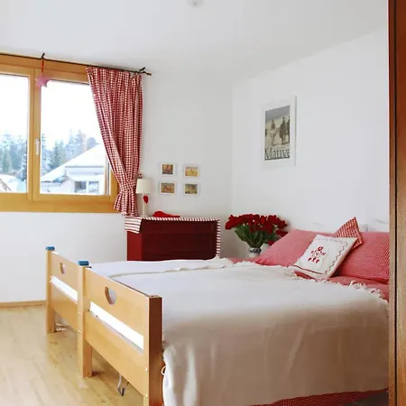 Spacious And Charming 4br דירה *