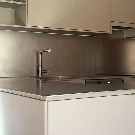 Spacious And Charming 4br *